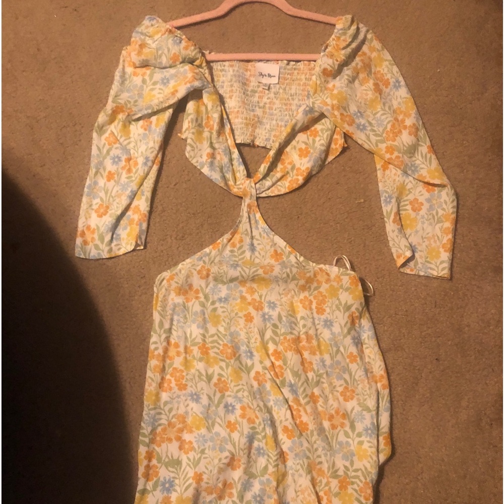 new with tags lightweight cut out on sides